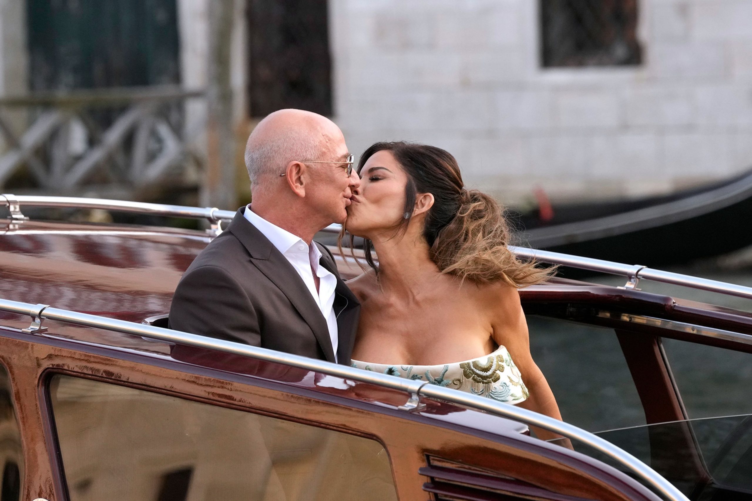 Stars gather for Bezos, Sanchez wedding as venue shifts amid protests